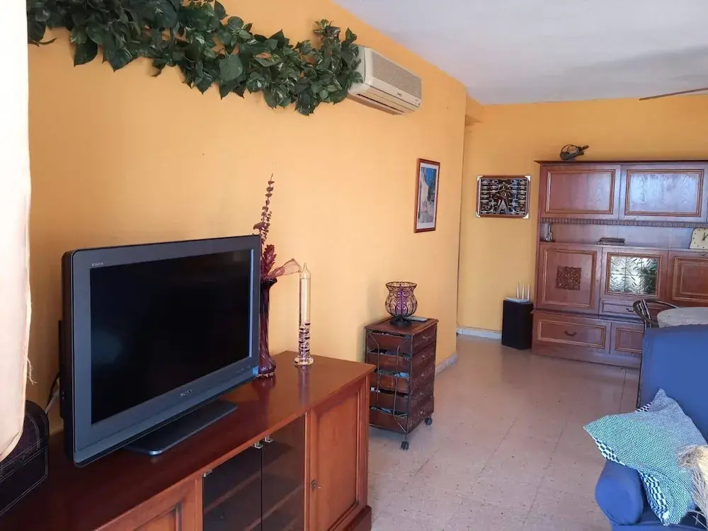 Ideal couple, small house with terrace, Bbq and area Pool