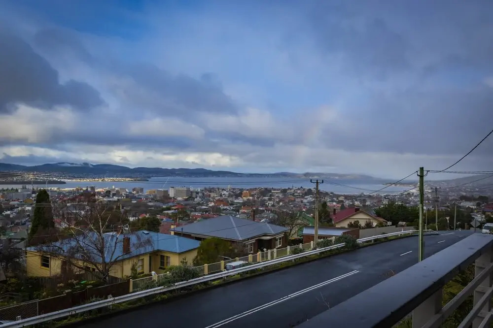 Lofty Views - City Stunner