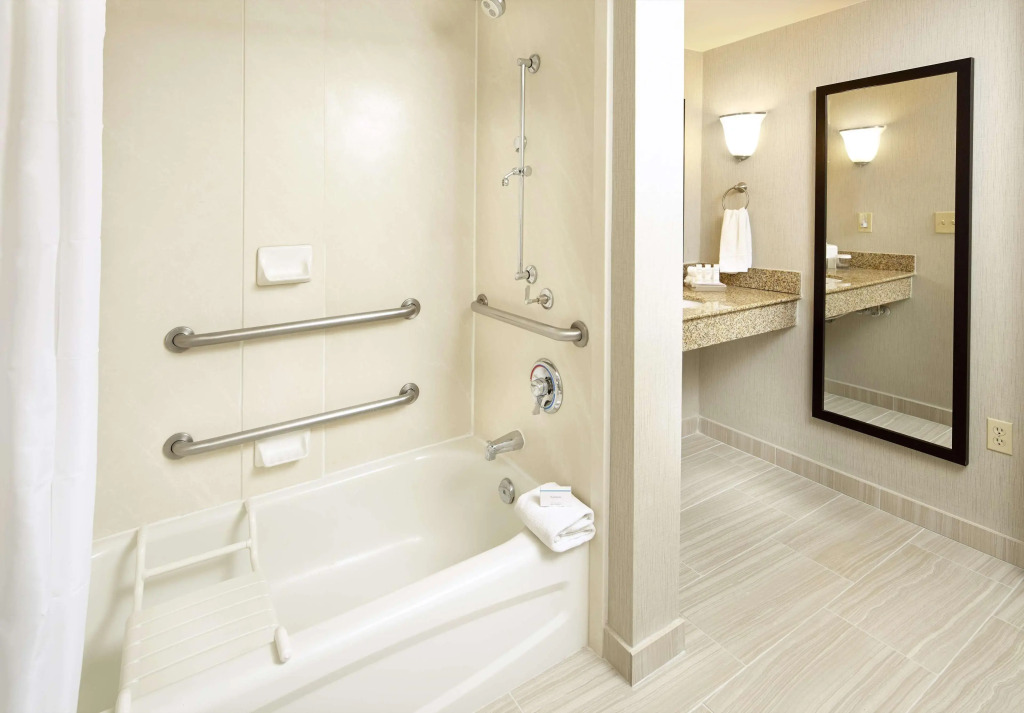Homewood Suites by Hilton Charlotte Airport