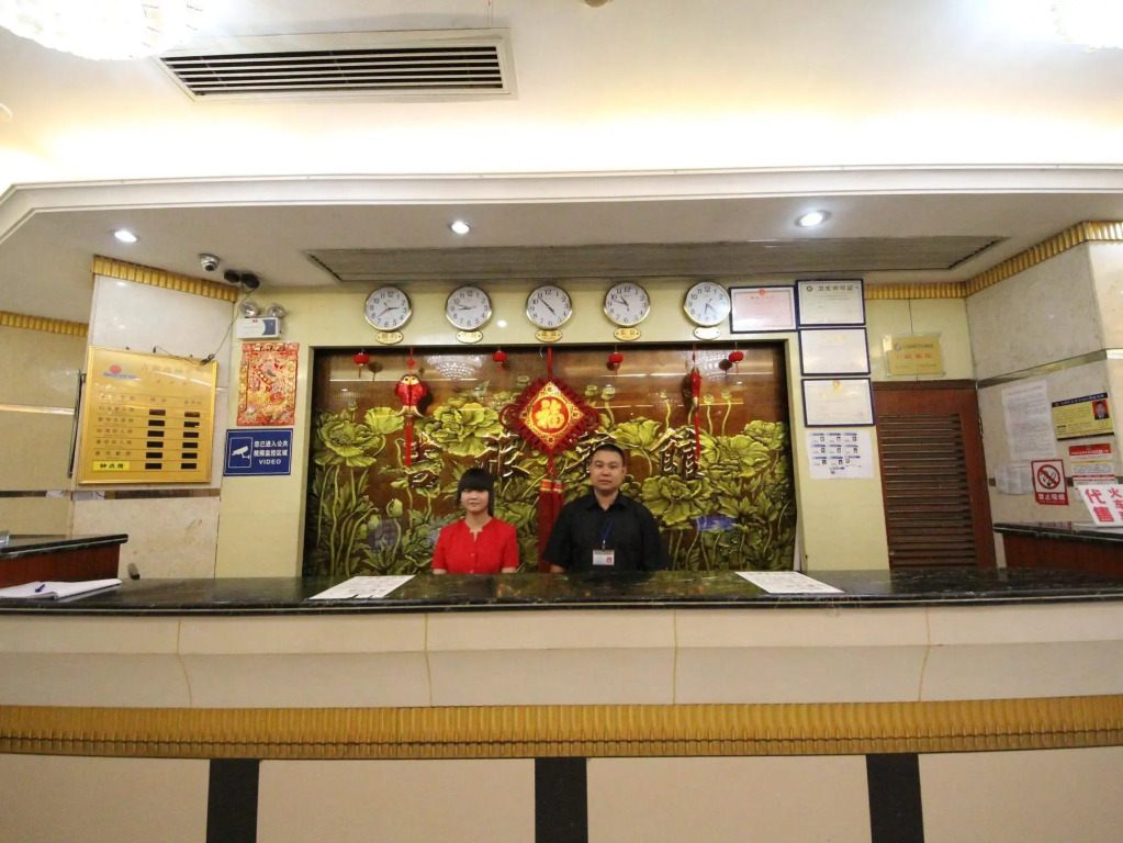 Jilv Hotel (Huashi)