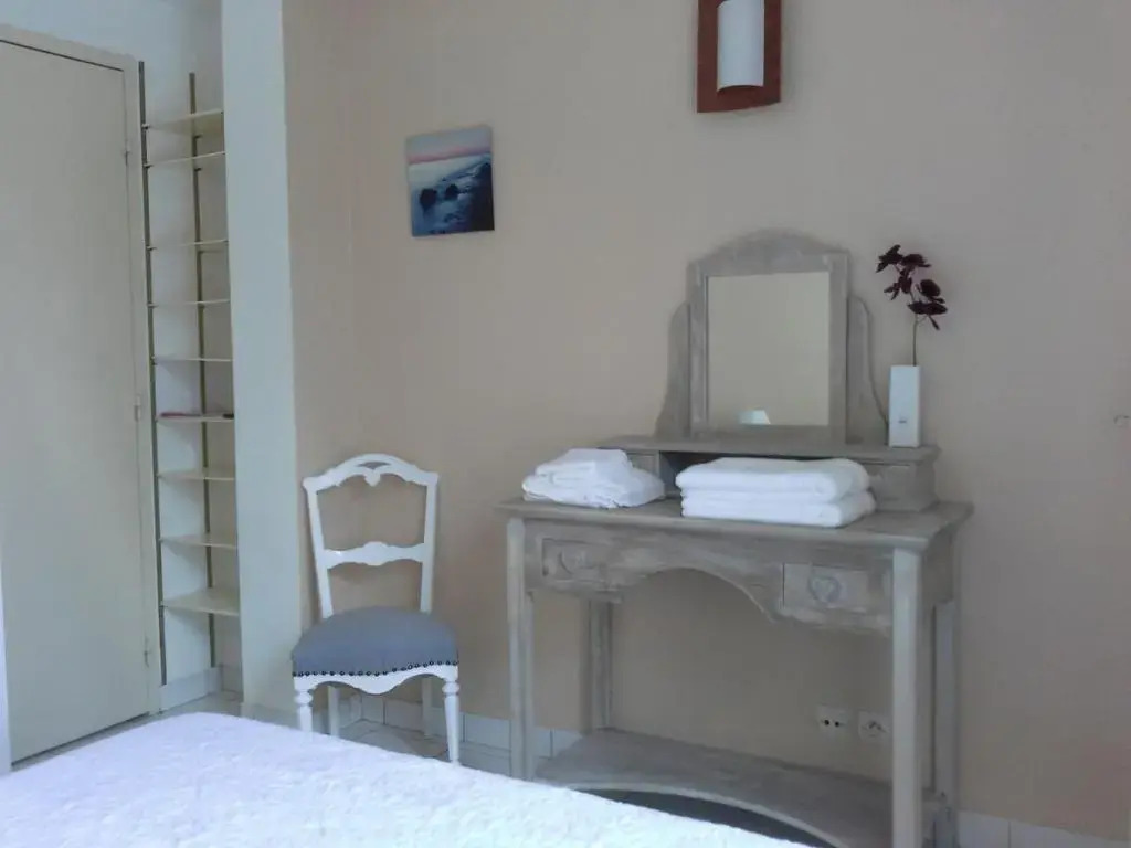 Tiny House et chambre chez l habitant
