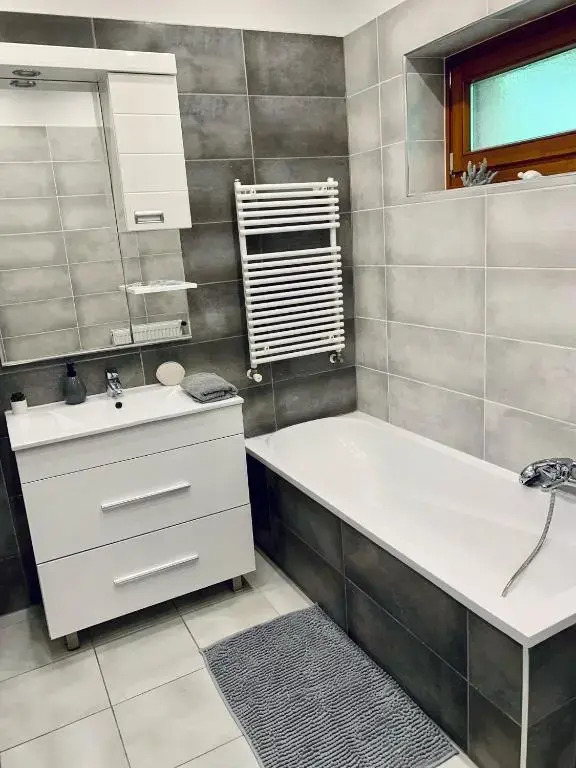 Small Lake Apartman