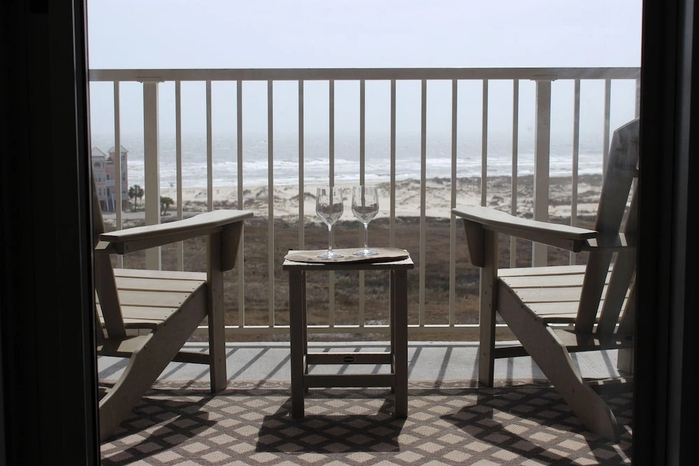 Dunes 602