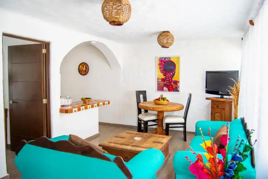 Двухместный люкс (двуспальная кровать) в Petit Hotel Pilitas