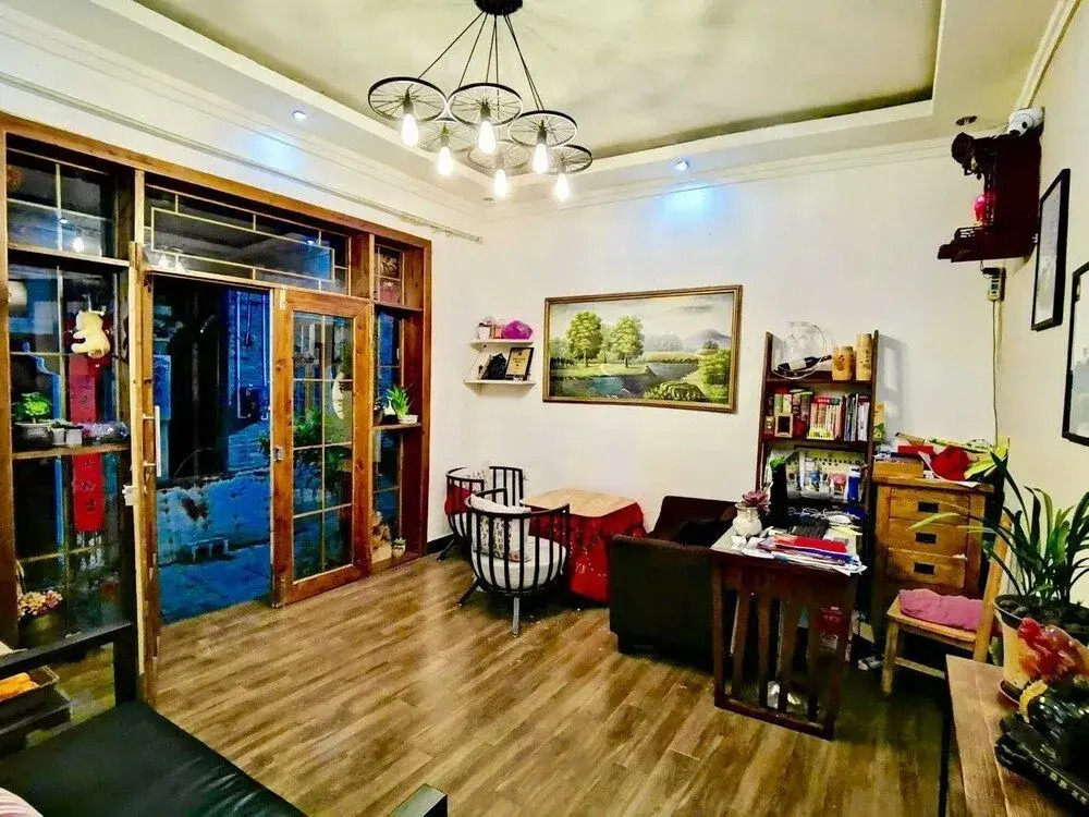 Fenghuang Little Bear Family Guest House