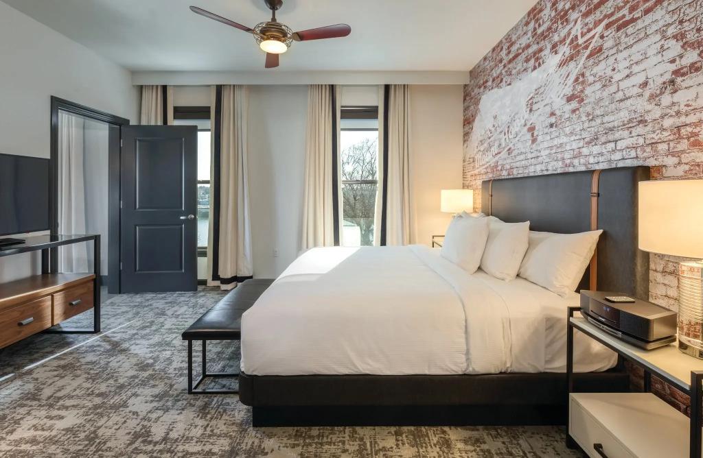 WorldMark Portland Waterfront Park