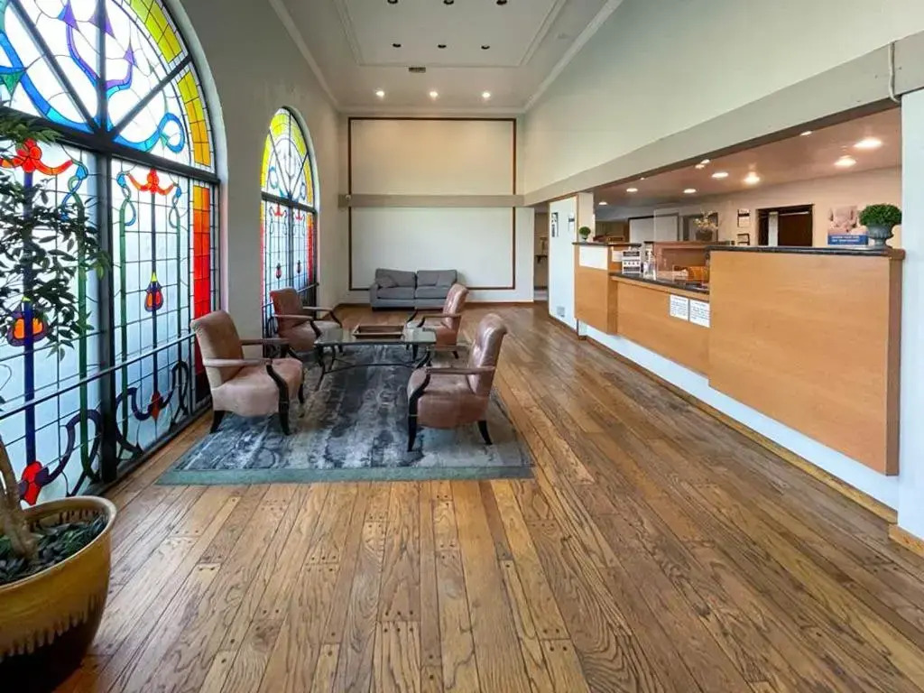 Portside Inn & suites