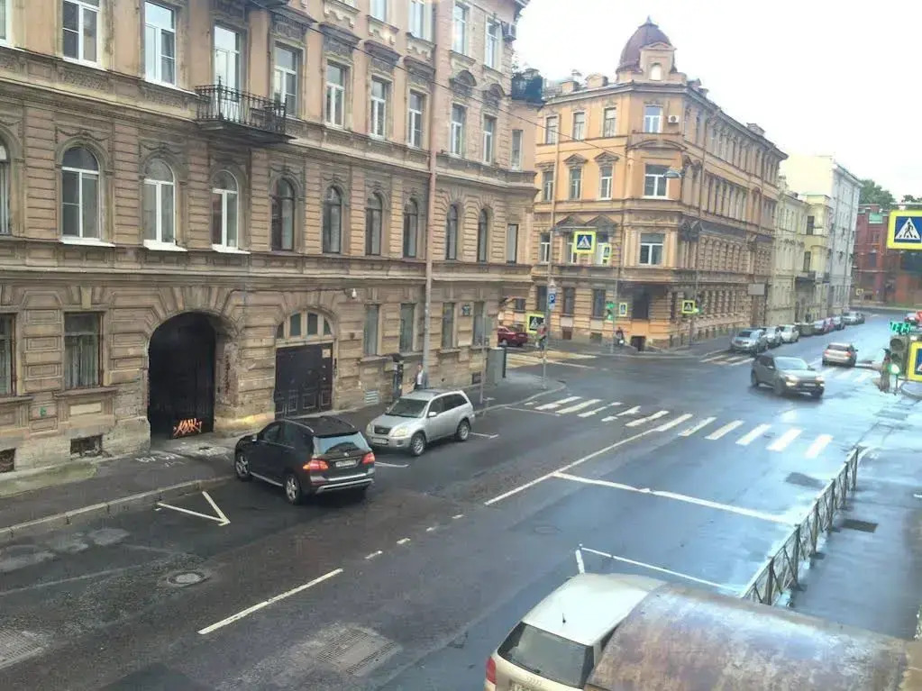 Right Place na Kovenskom