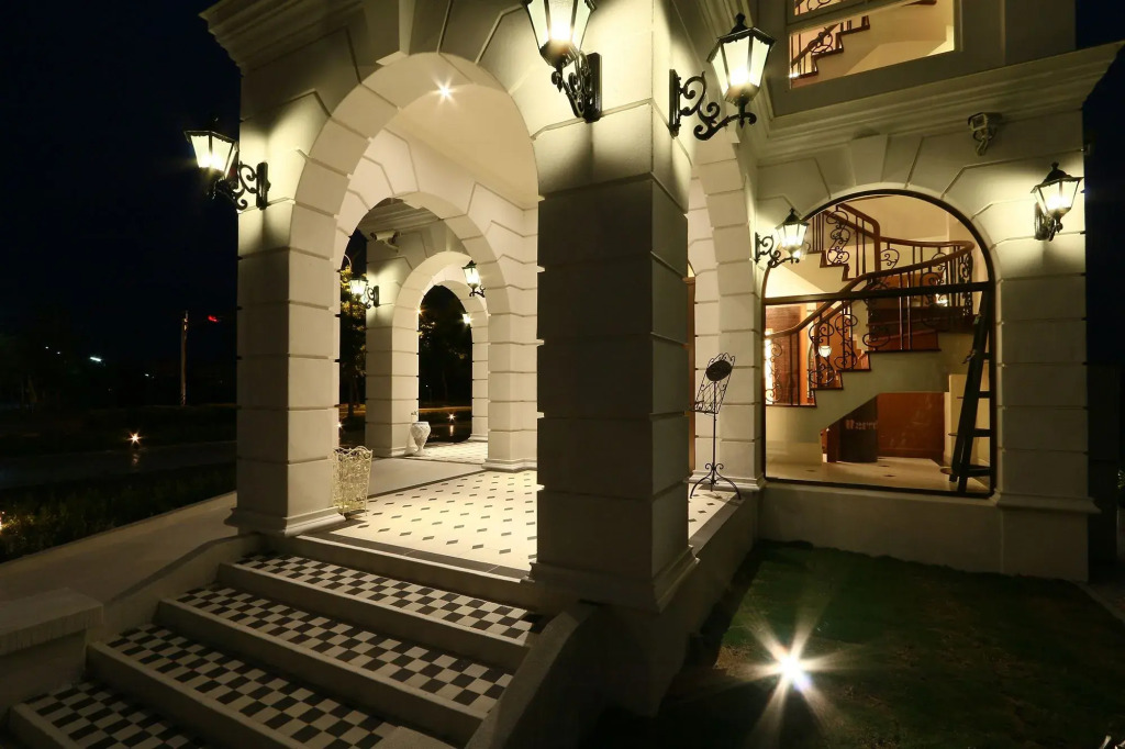Aleex Villa