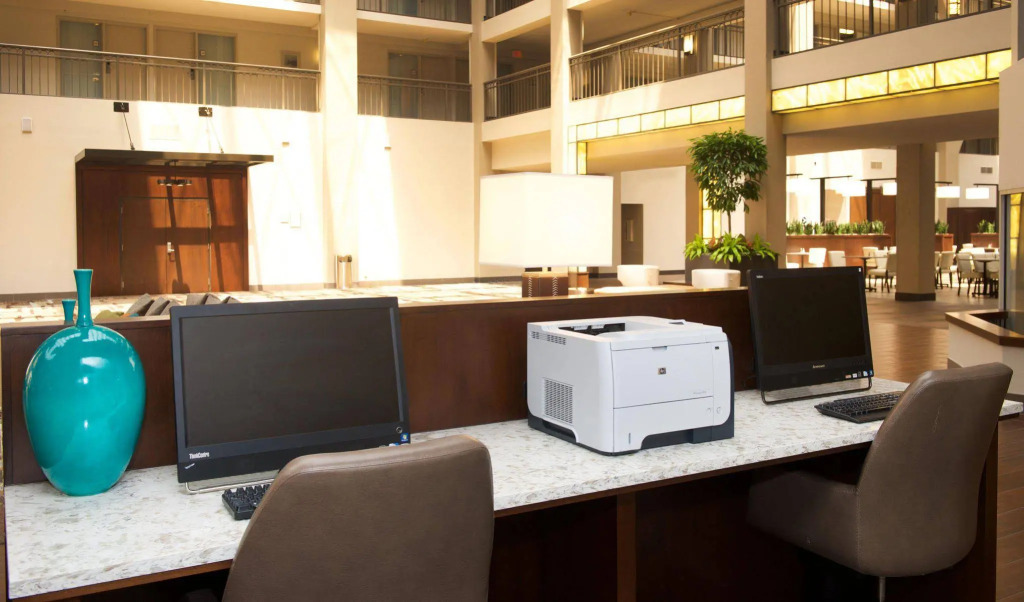 Embassy Suites by Hilton Cincinnati Northeast - Blue Ash