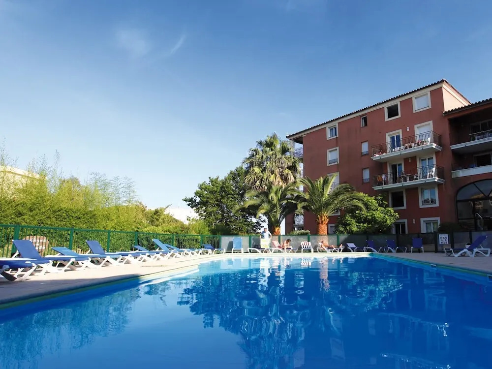 Colorful Apartment With AC at 150 m. From the Beach