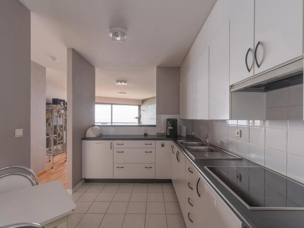 Welcoming apartment in Blankenberge with sea-views