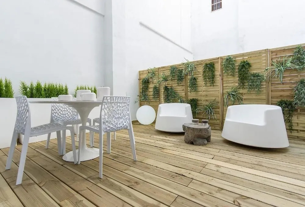 Central Market - Ciutat Vella, exclusively for families - Mid-term