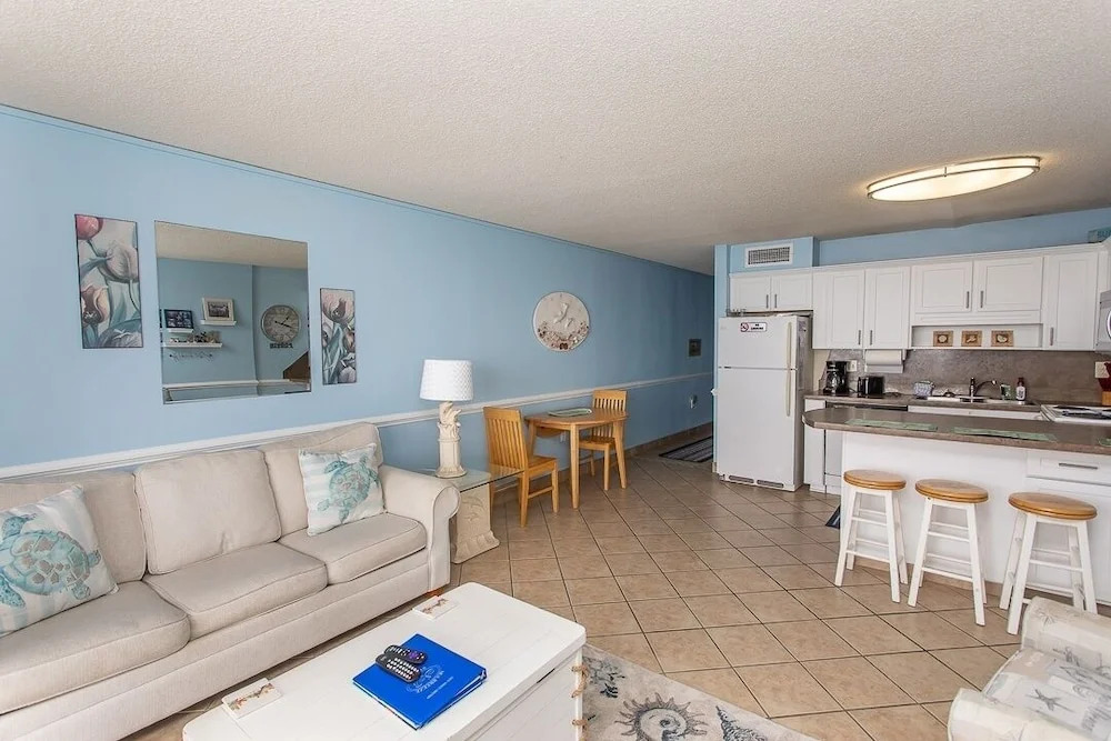 Royal Garden Resort 209 2 Bedroom Condo by RedAwning