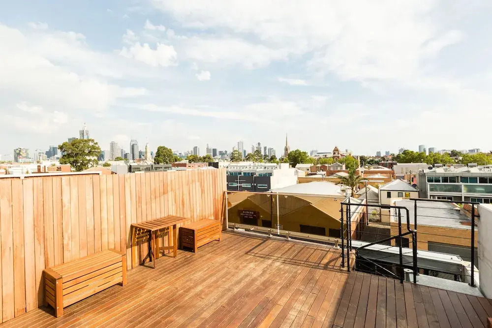 RENEE, 4BDR North Melbourne House
