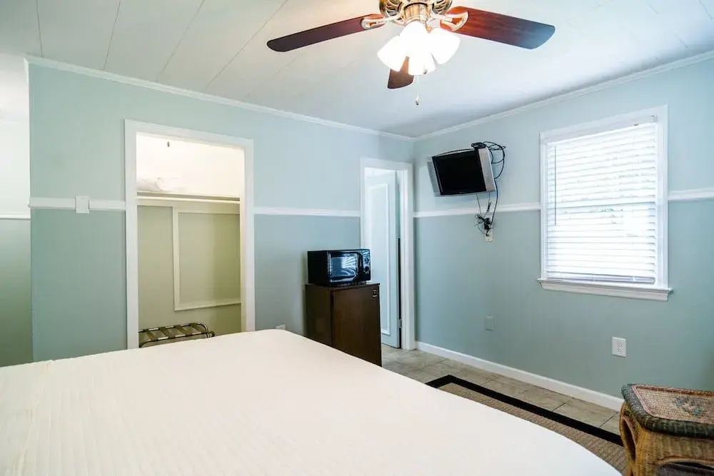 The Island Guest House & Cottages