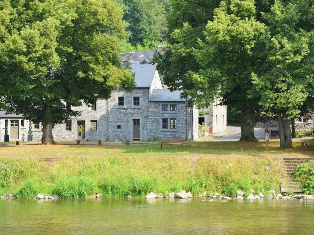 Spacious Place in Hamoir