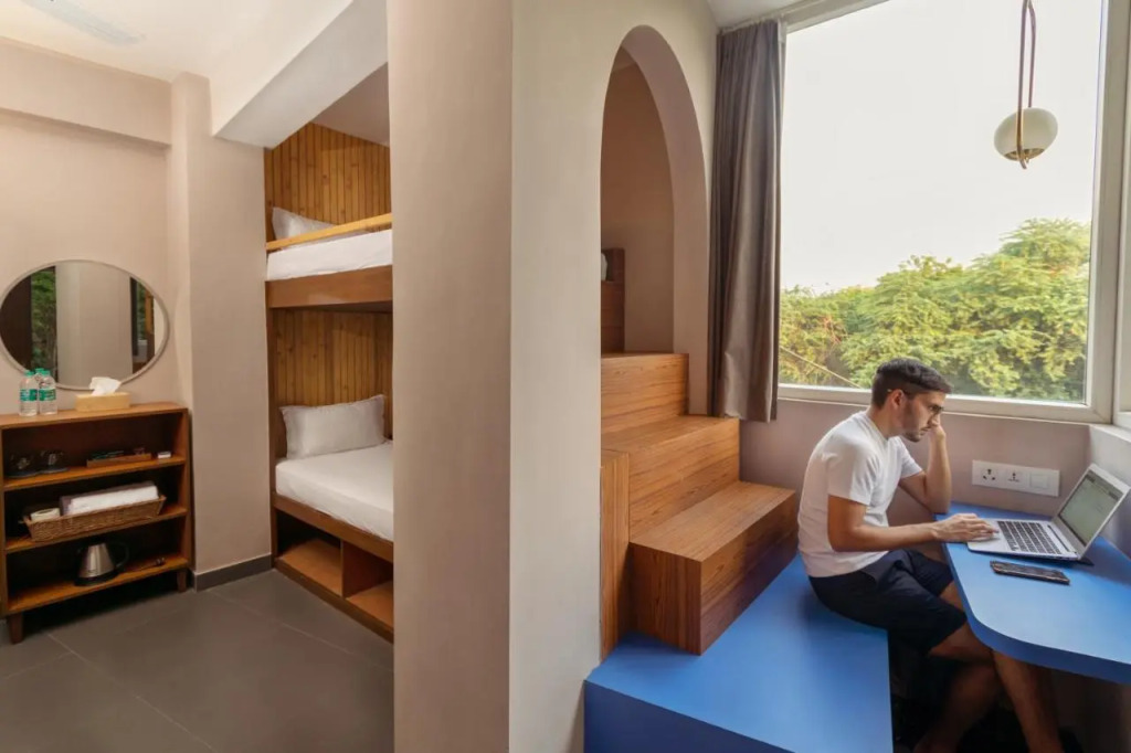 Minimalist Poshtel & Suites