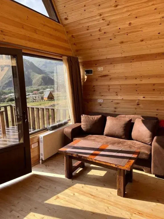 Kazbegi 4 side cottages