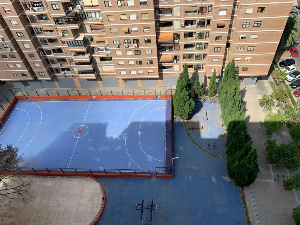 Habitación con cama doble, piso compartido en Avenida Blasco Ibáñez