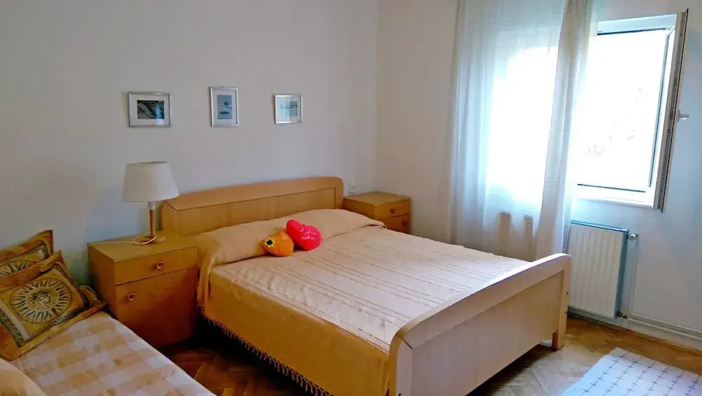 Apartments by the sea Sveti Marko, Pag - 21654