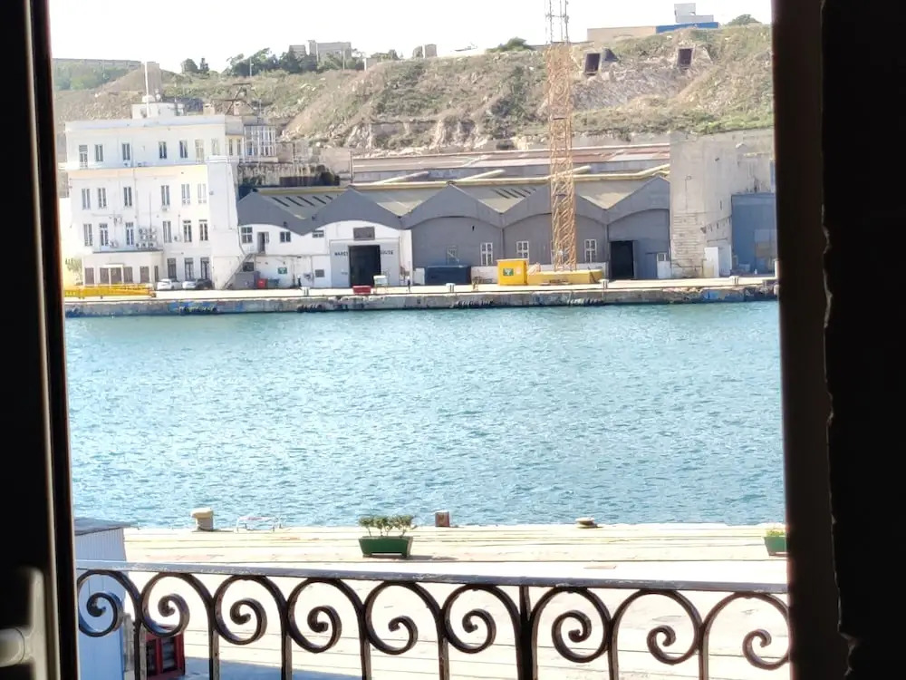 Savynomad Harbour Residences Bormla