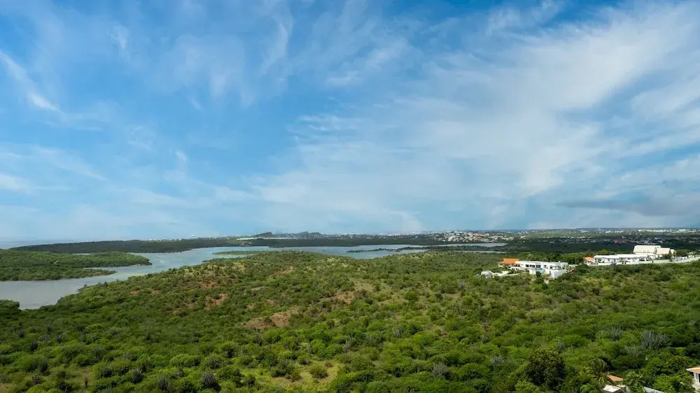 Tiara Apartment - Panoramic View With Beautiful Pool