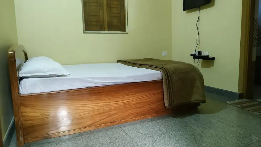 Nest Guest House