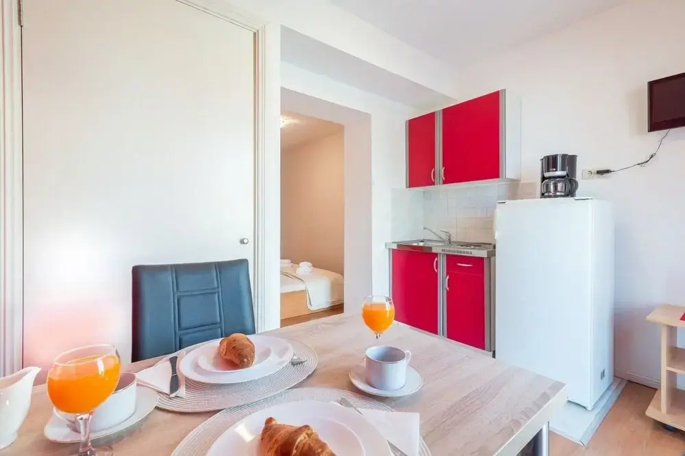Bosko - 30m From the sea With Parking - SA2