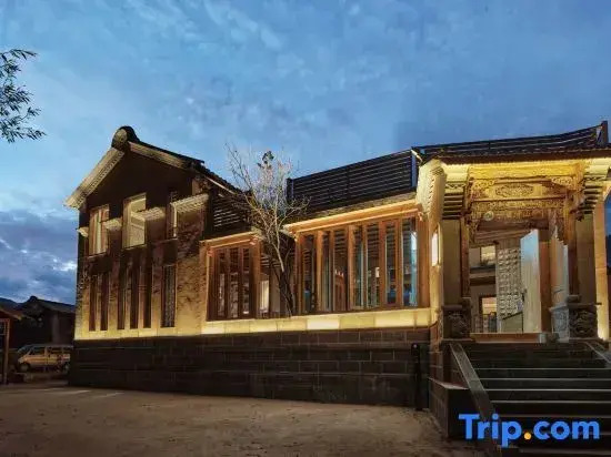 Shaxi Shili Qingshan Homestay