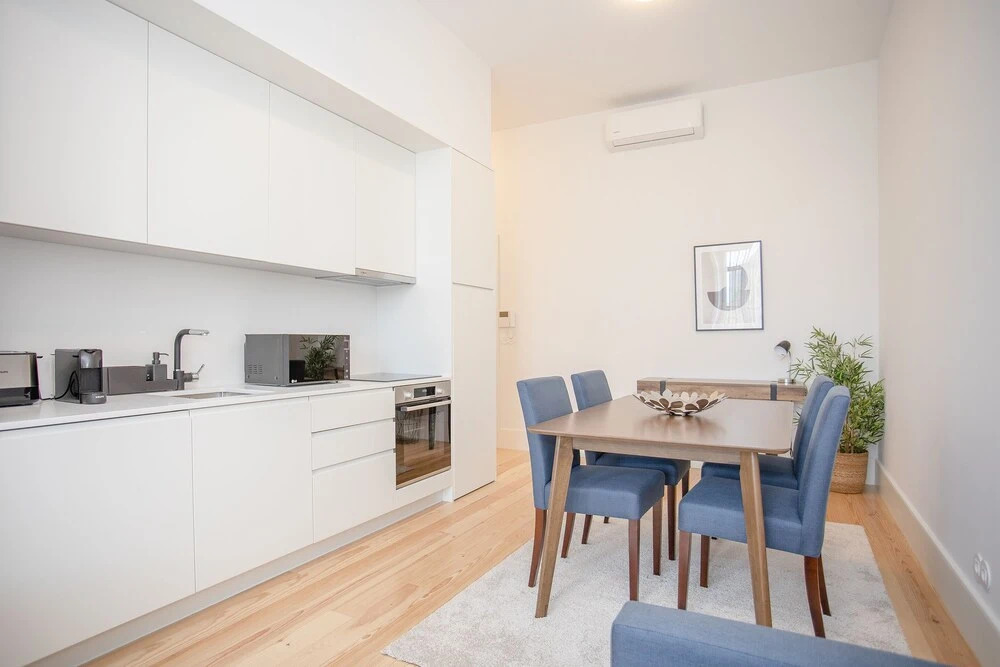 Liiiving in Porto-City View Apartment 2F