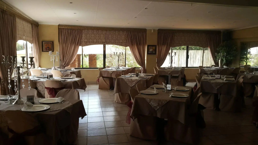 Crystal Rose Lodge & Spa