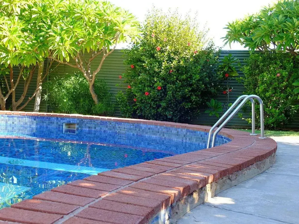 Travelway Motel