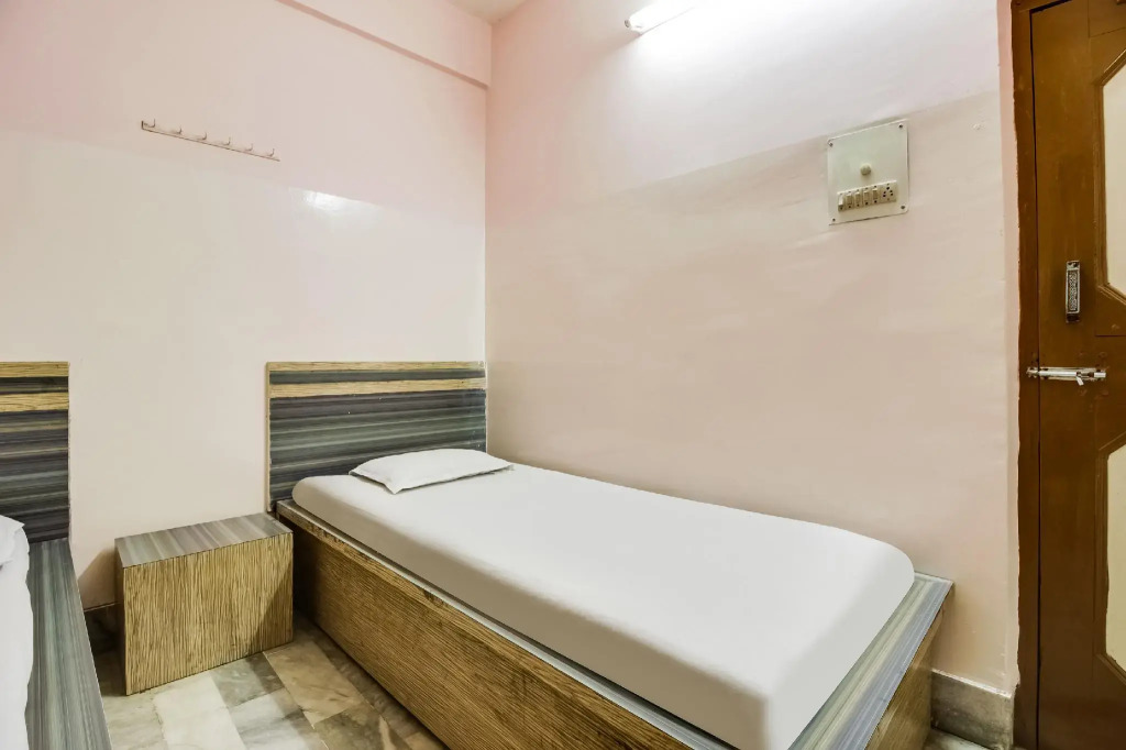Hotel Vandana by OYO Rooms