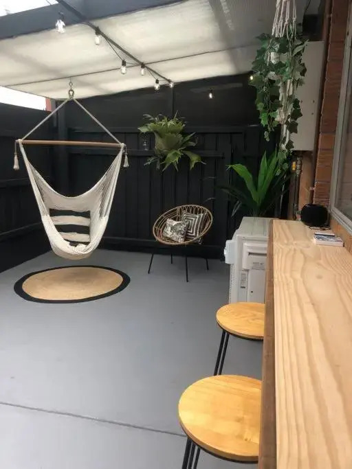Luxurious Bayside Retreat, 2 min walk to the beach