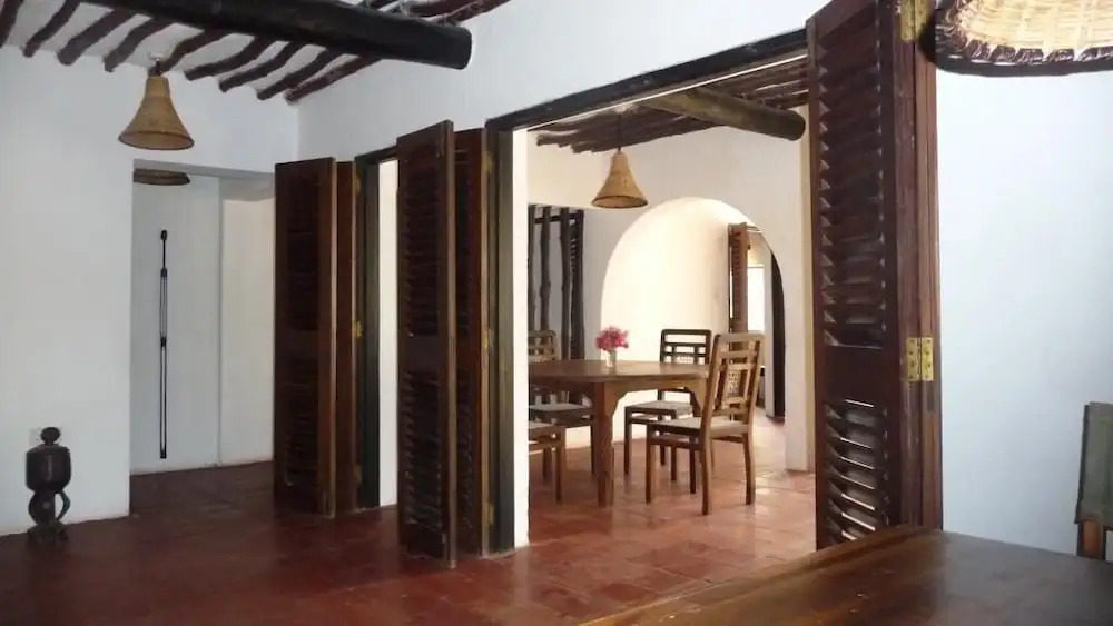 Kusini Beach Cottages