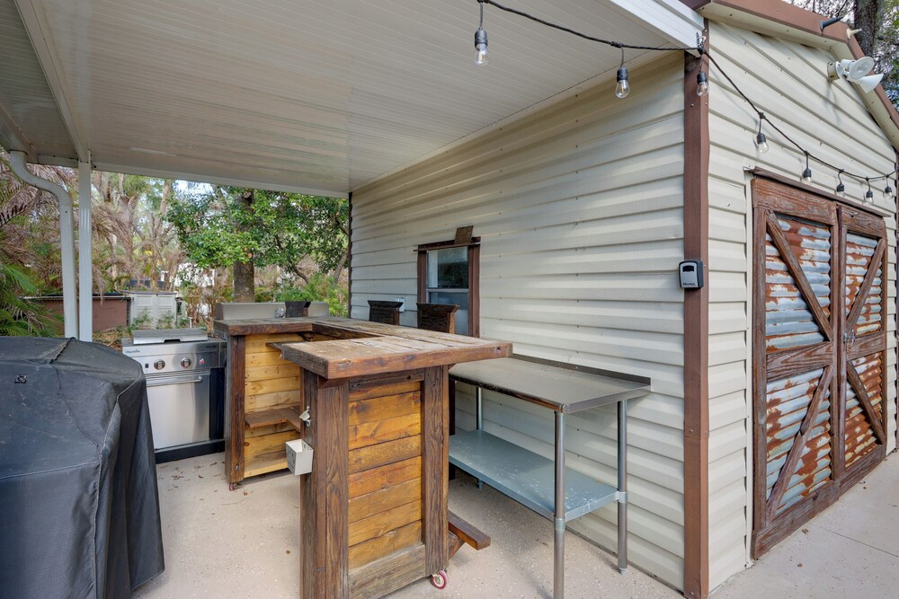 Rodeo Thrills & Backyard Bbqs! Lake Wales Retreat