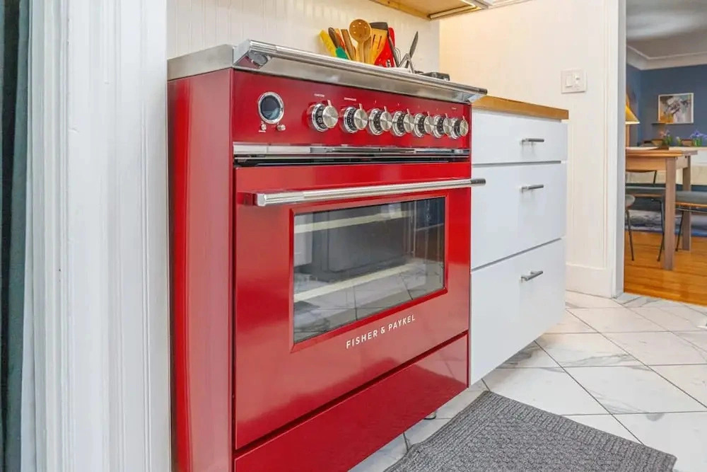 The Luxury Brick Home Mature Yard Chef Kitchen