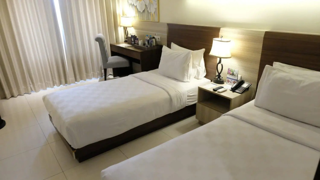 Sapphire Sky Hotel & Conference