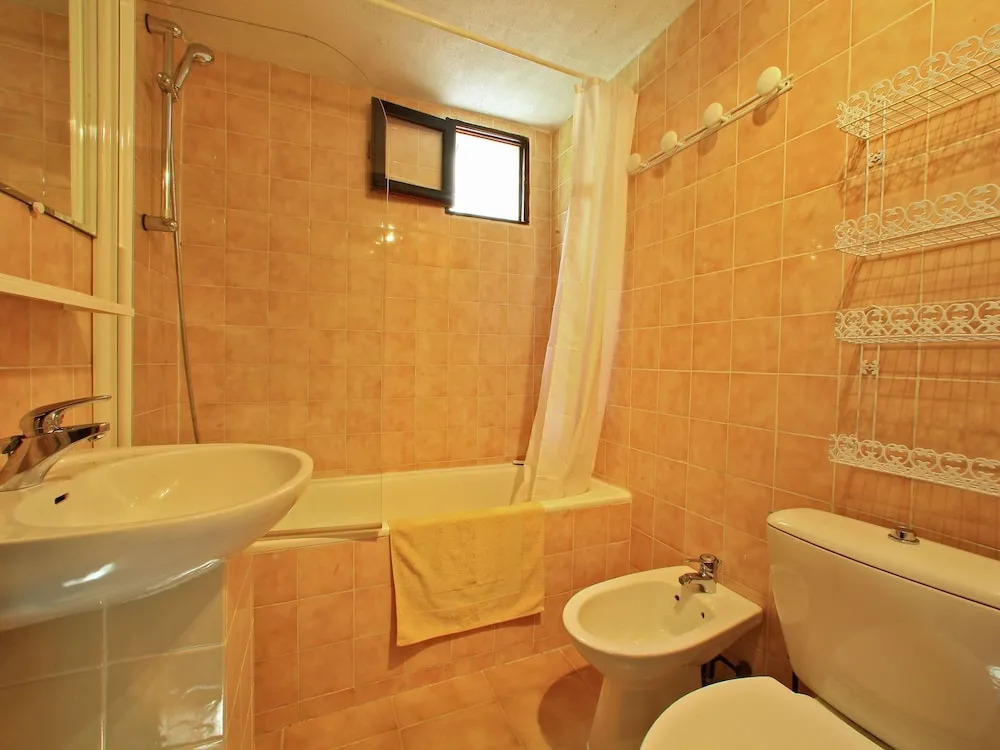 Modern Holiday Home in Souillac With Swimming Pool