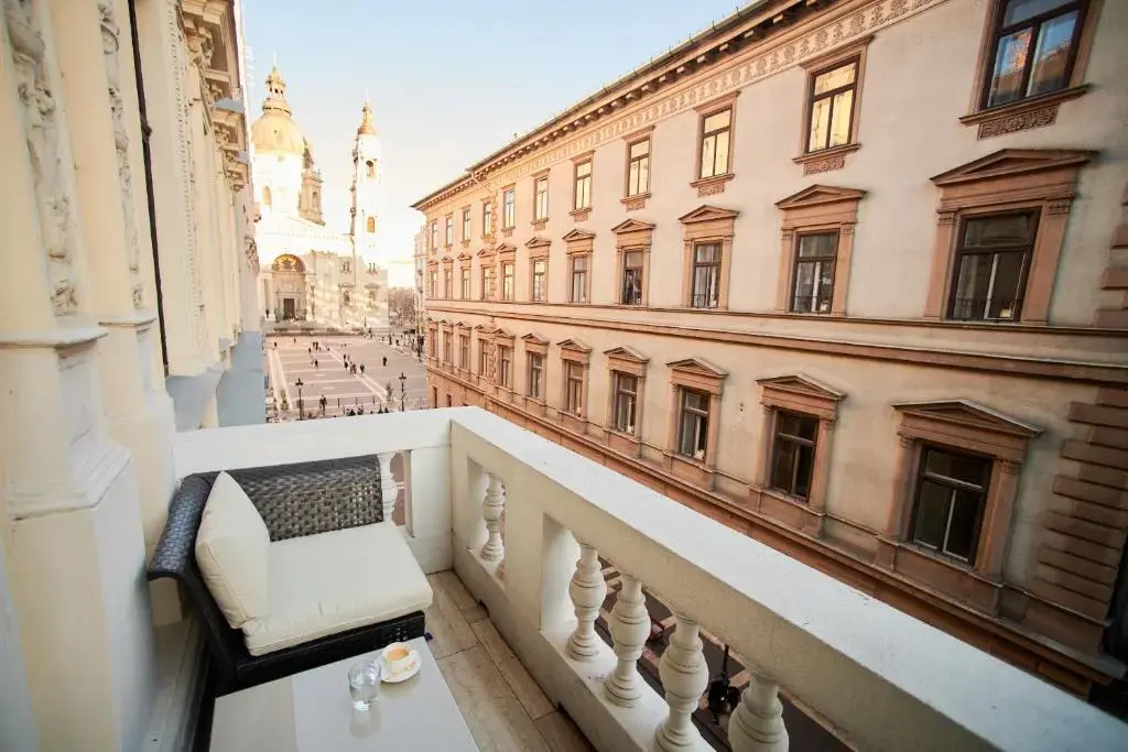 Count Zrinyi Luxourious Residence