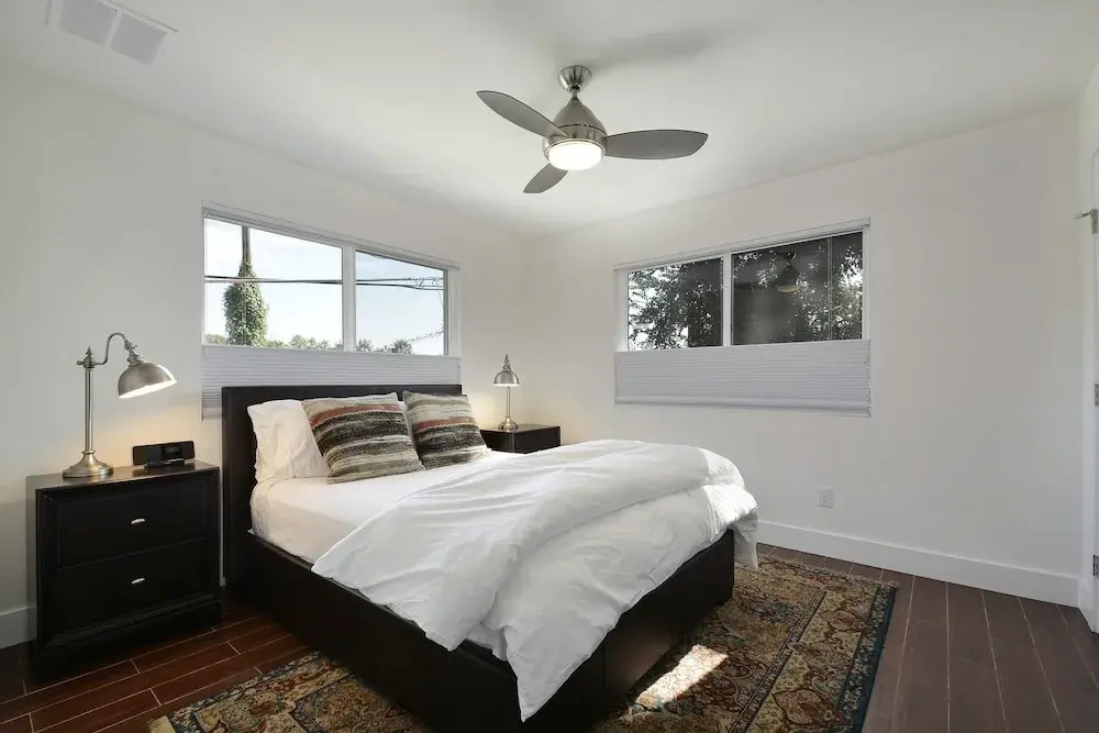1BR Newly Built East Downtown Austin Apartment by RedAwning