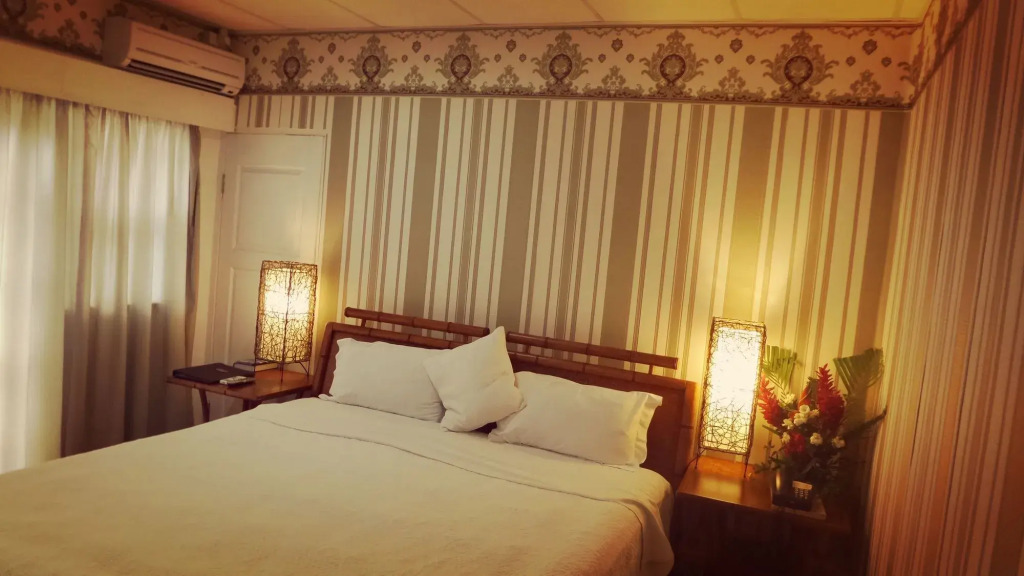 Little Italy Hotel