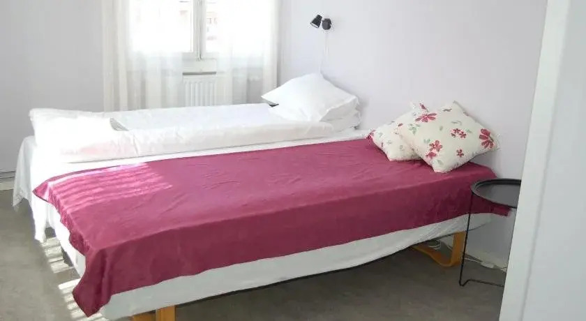 Golden Work Hostel