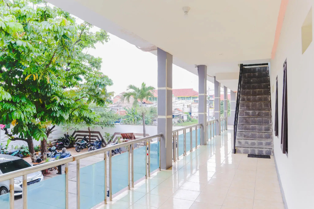 OYO 2547 Assirot Residence