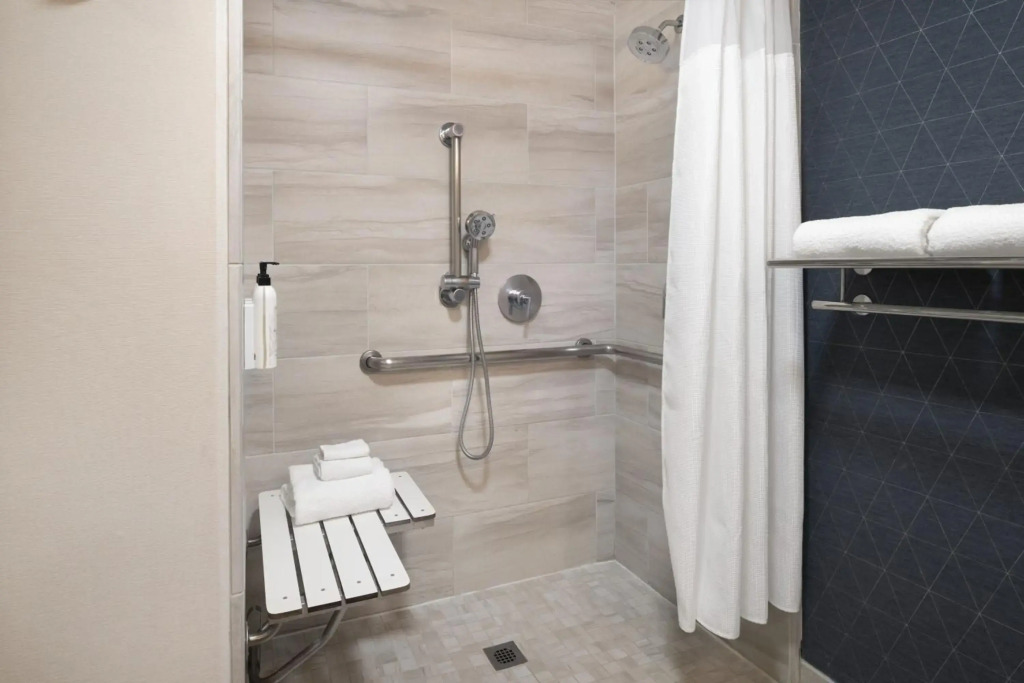 Fairfield by Marriott Inn & Suites Fresno Riverpark