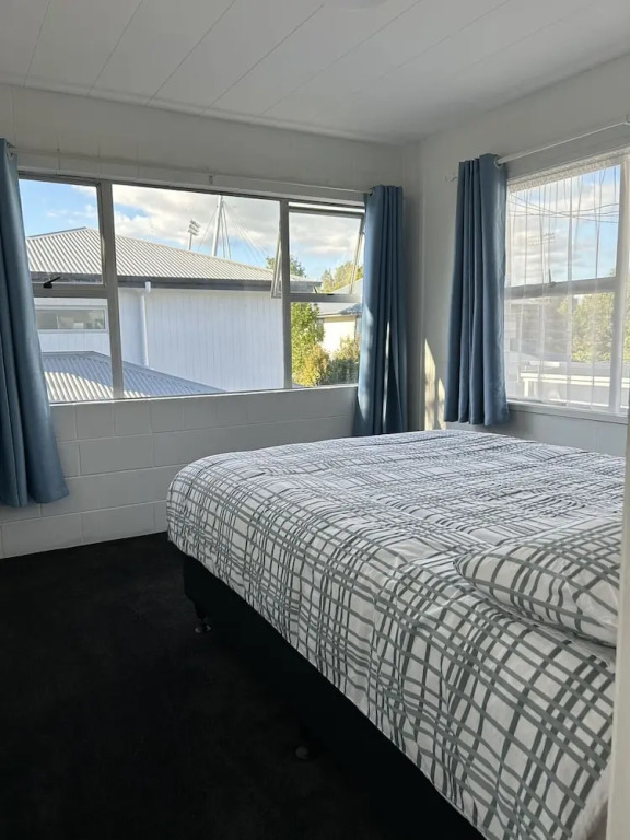 Avon Apartments