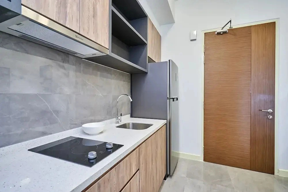 OYO Home 935 Breathtaking Studio Imperio Residence