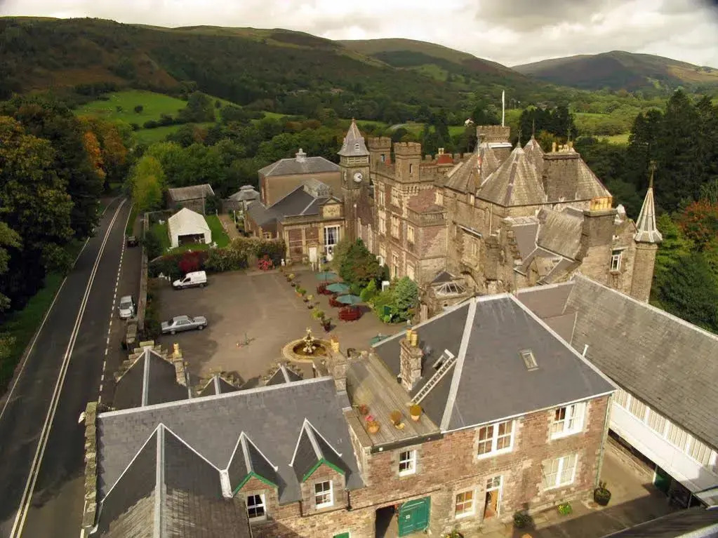 Craig-Y-Nos Castle