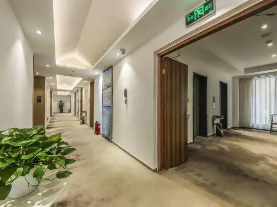 Zhengzhou Jujing Hotel